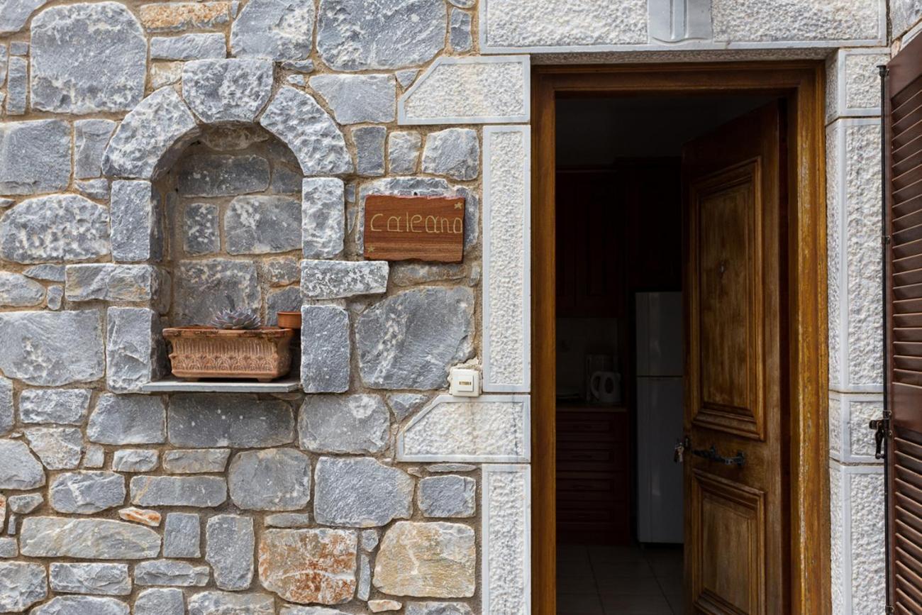 Pleiades Traditional Seaside Villas Agios Nikolaos  Habitación foto