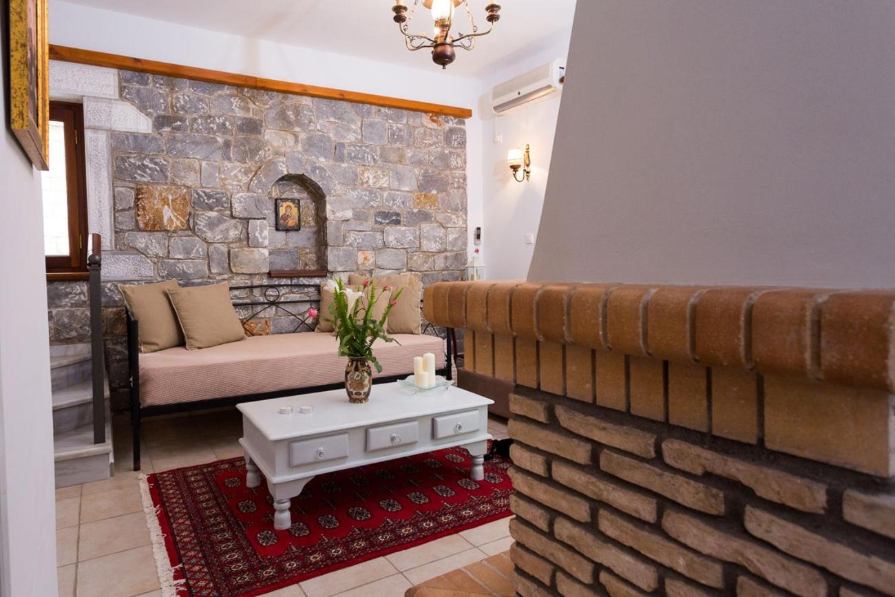 Pleiades Traditional Seaside Villas Agios Nikolaos  Habitación foto