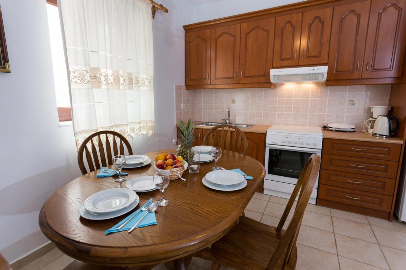Pleiades Traditional Seaside Villas Agios Nikolaos  Habitación foto