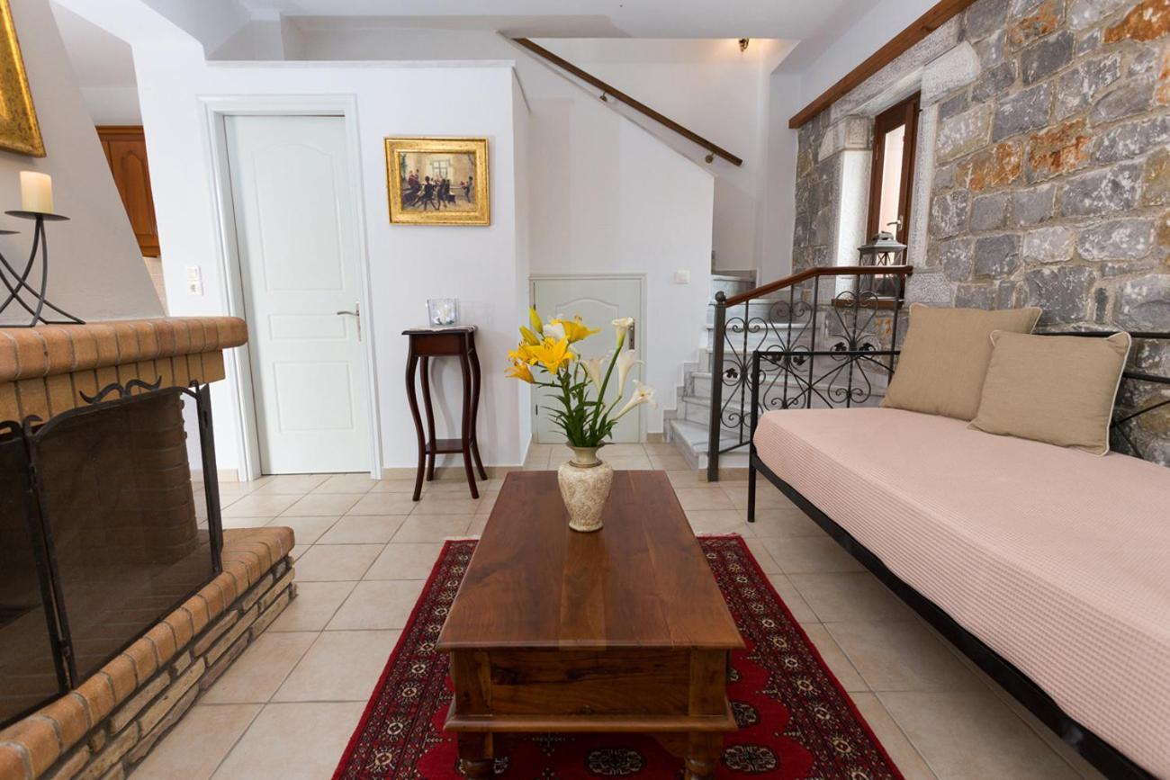 Pleiades Traditional Seaside Villas Agios Nikolaos  Habitación foto