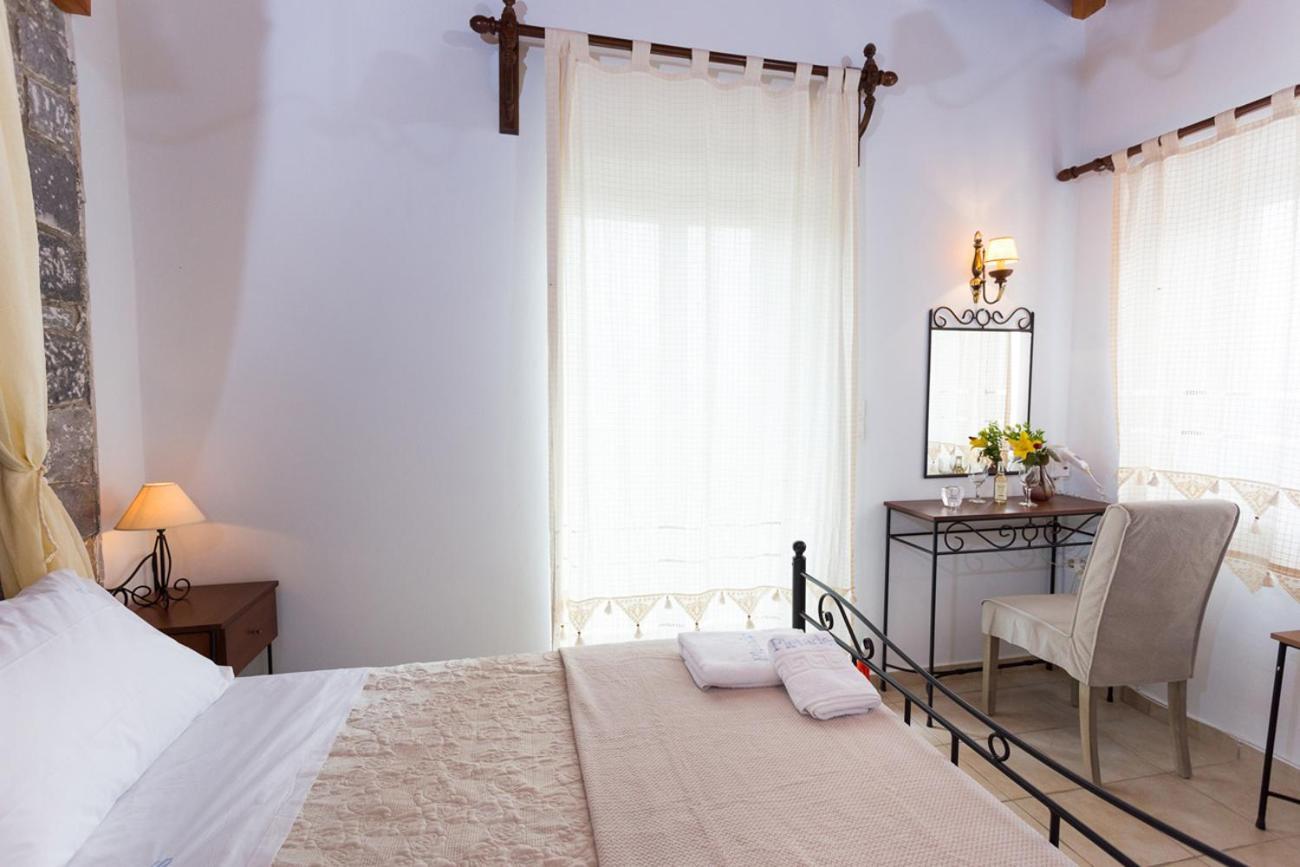 Pleiades Traditional Seaside Villas Agios Nikolaos  Habitación foto