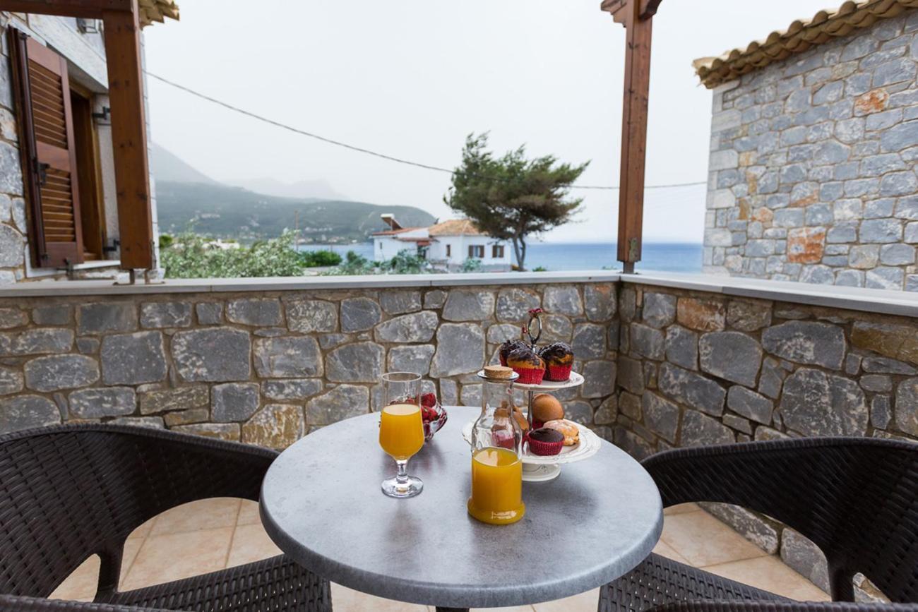 Pleiades Traditional Seaside Villas Agios Nikolaos  Habitación foto