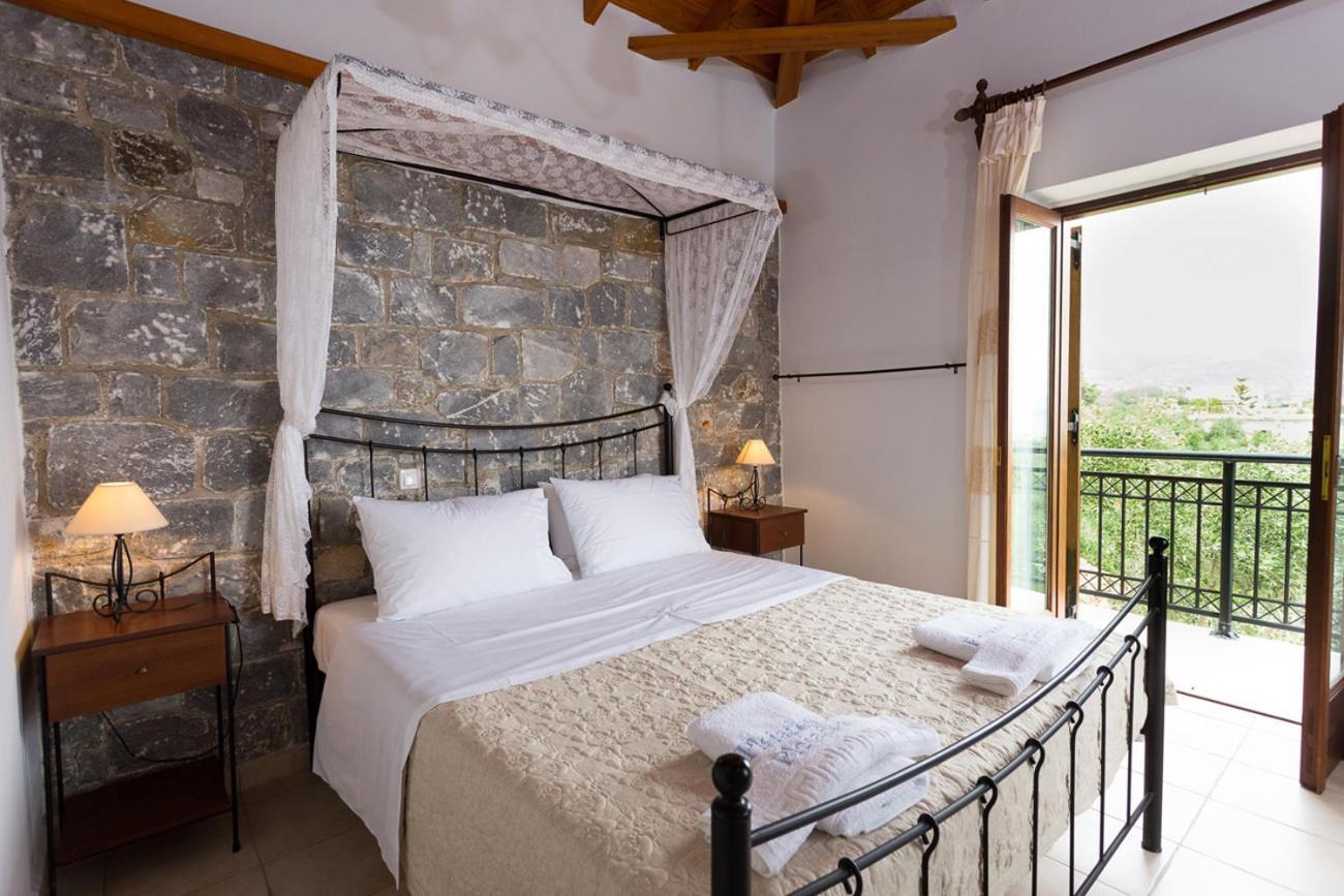 Pleiades Traditional Seaside Villas Agios Nikolaos  Habitación foto