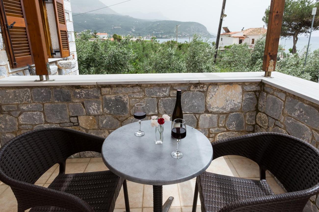 Pleiades Traditional Seaside Villas Agios Nikolaos  Habitación foto
